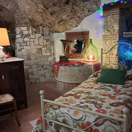 Al Cantinone Toffia